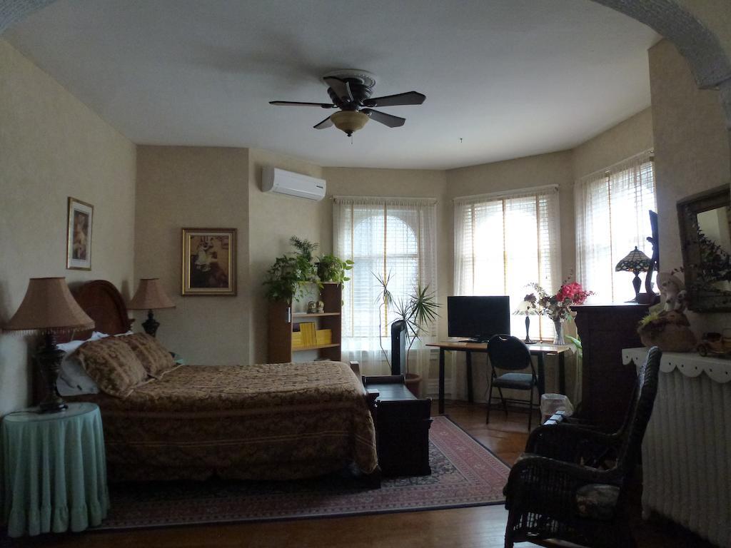 Auberge King Edward Bed And Breakfast Ottawa Bilik gambar